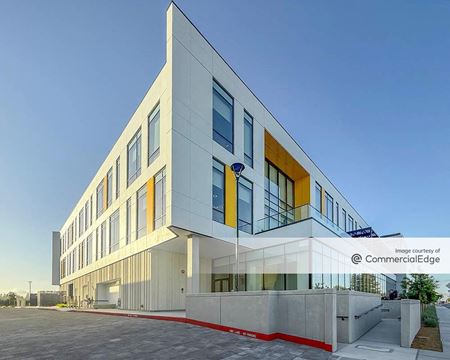 Commercial space at 1030 Brittan Ave in San Carlos