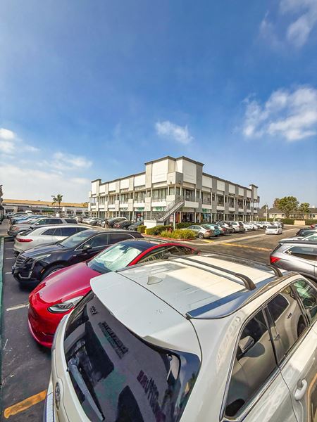 Retail space for Rent at Liberty Square in Westmister