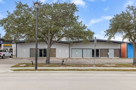 Retail space for Sale at 408 West NASA Parkway in Webster