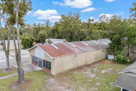For Lease | Versatile Commercial Building with Bonus Warehouse Space Potential