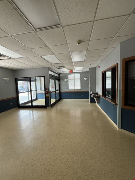 Commercial space at 305 River Drive in LaFollette