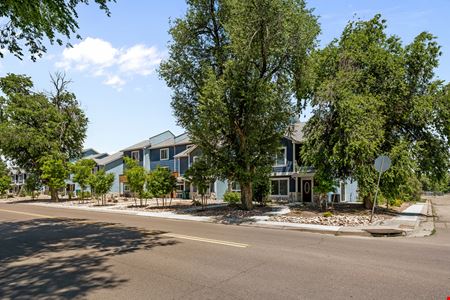 Fountain Village Townhomes