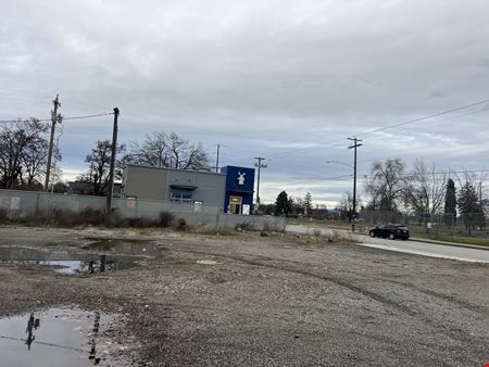 Office & Retail Land for Sale