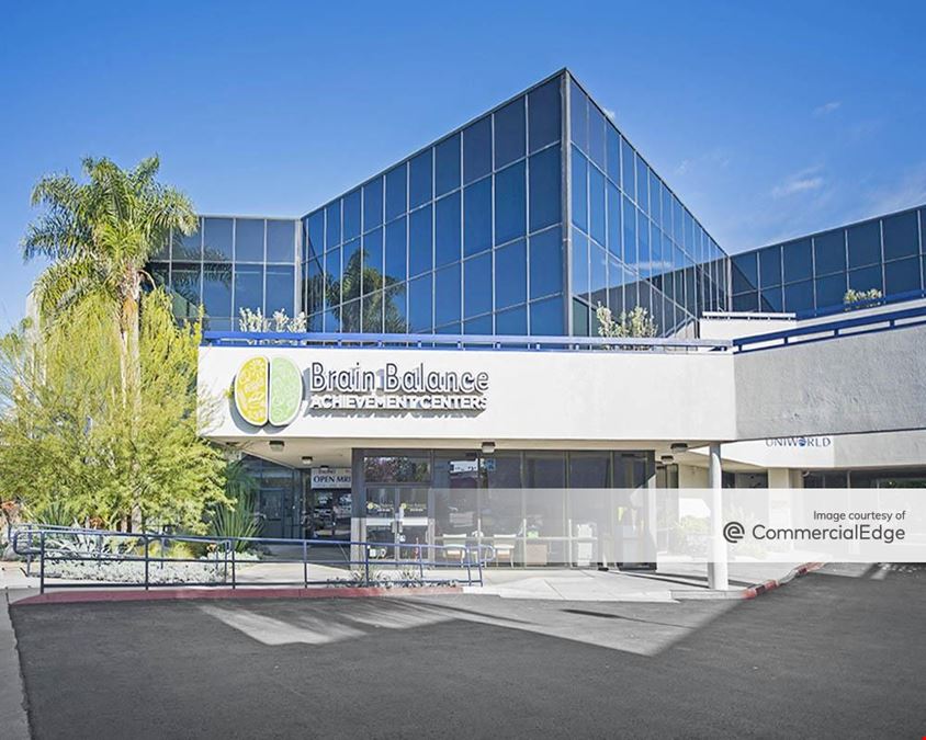 Uniworld Plaza