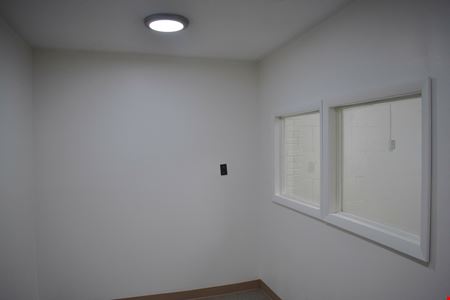 17 E. Railroad St. - 925 SF Renovated Office