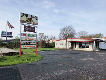 Industrial space for Rent at Crown Point Warehouse and Showroom in Crown Point