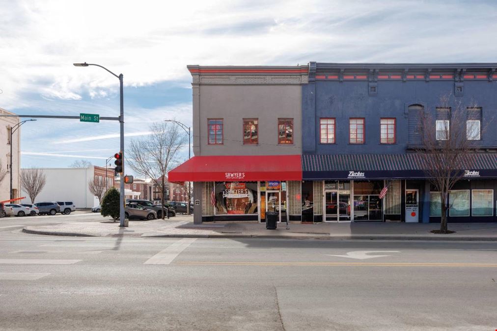 101 W Main St