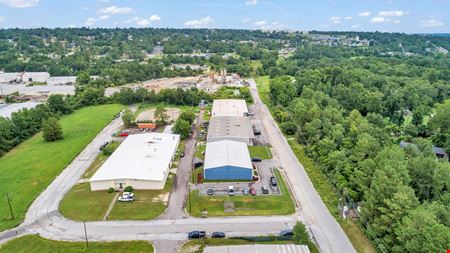 11,760 SF Warehouse | 15' Clear | 2 Docks