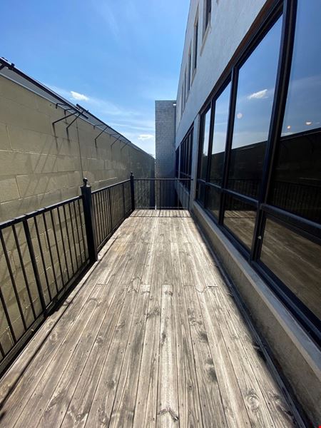 Turnkey Lincoln Park Office
