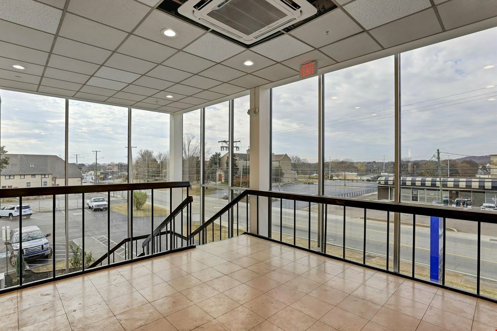 1124 N. Broadway St., Knoxville, TN 37917