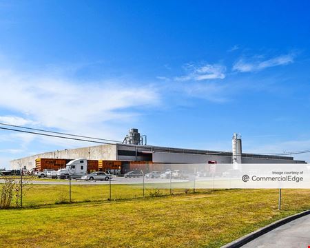Industrial space for Rent at Carter Industrial Park - 7901 South Fwy in Fort Worth