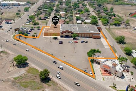 15,518 SF RETAIL SPACE