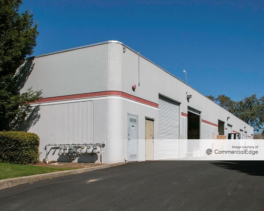 1370 Industrial Ave