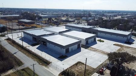 Industrial space for Rent at 5708 McCracken Road in Houston