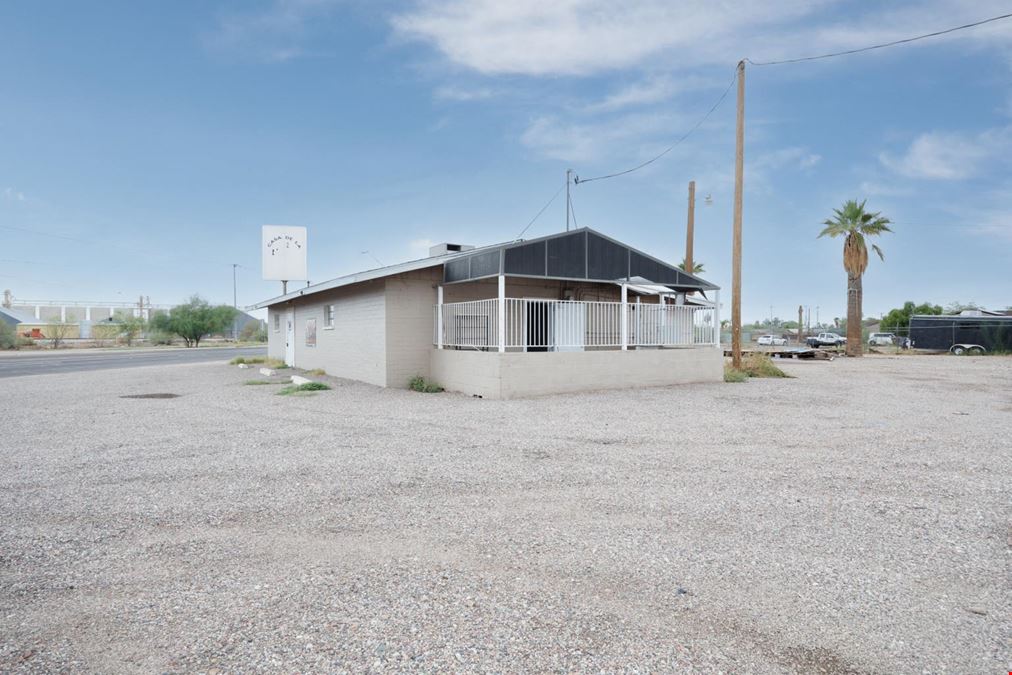 864 E. Jimmie Kerr Blvd