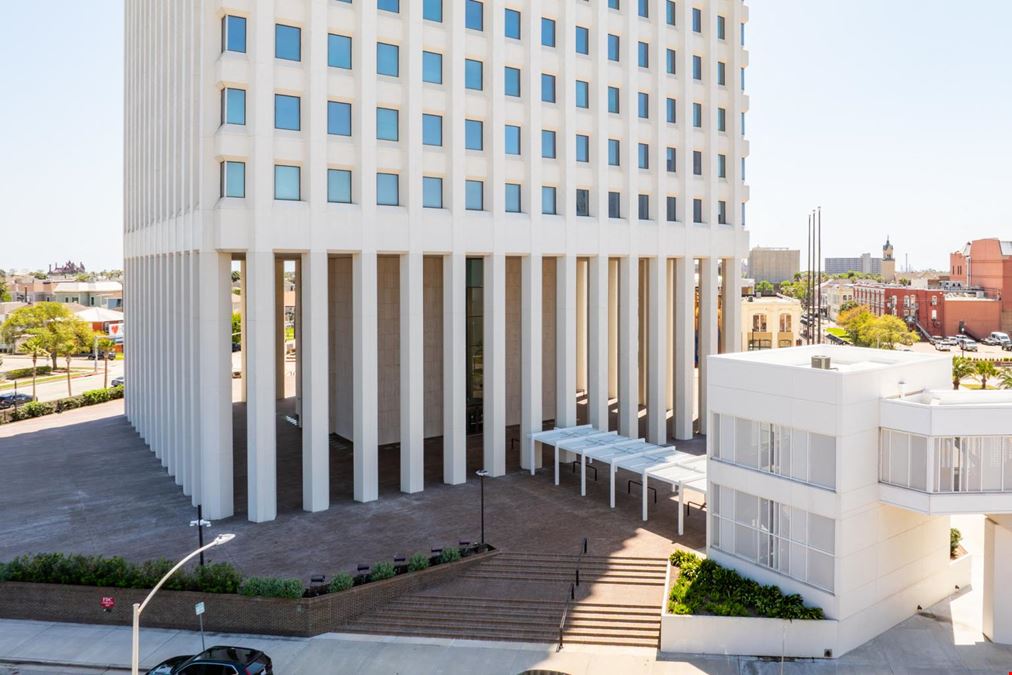 Institutional Seller | One Moody Plaza