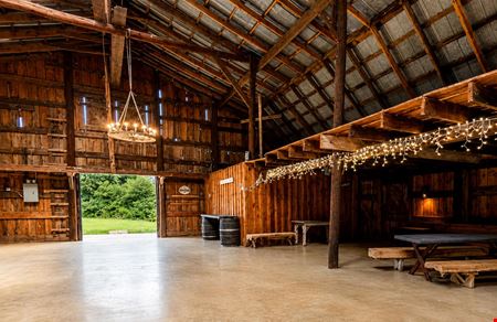 902 W Gap Creek Rd