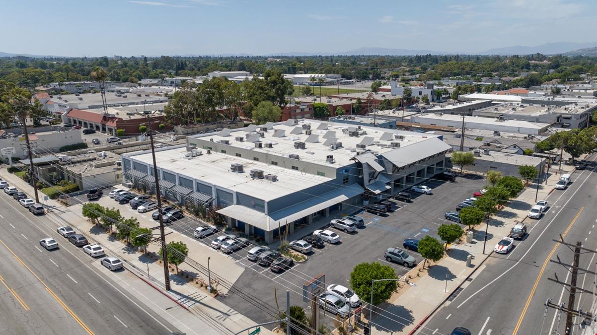901 West Alameda