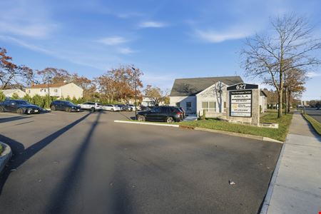 627 Horseblock Road