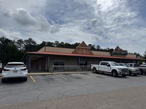 Retail For Lease 
