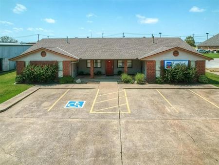 Office space for Rent at 525 Tower Dr, Moore OK 73160 in Moore