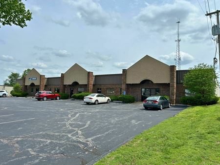 Industrial space for Rent at OFFICE/WAREHOUSE FOR LEASE SOUTHWEST SPRINGFIELD in Springfield