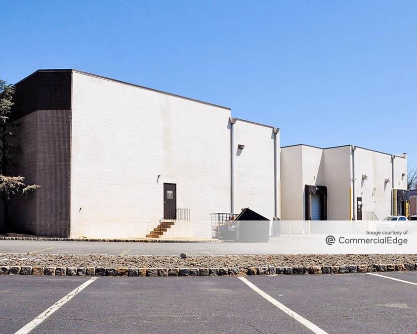 Madison Corporate Campus - 5-7, 11 & 21-23 Madison Road