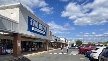 Retail space for Rent at Danbury Square in Danbury