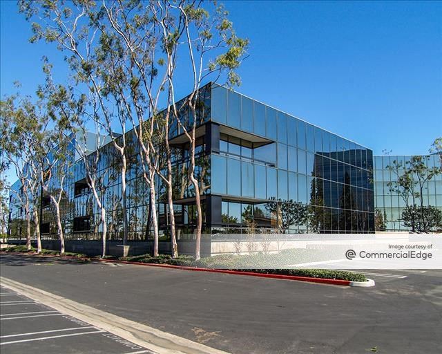 Fountain Valley Plaza