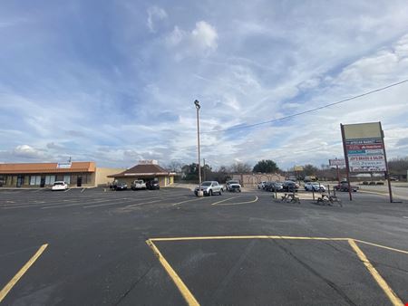 Skyline Plaza
