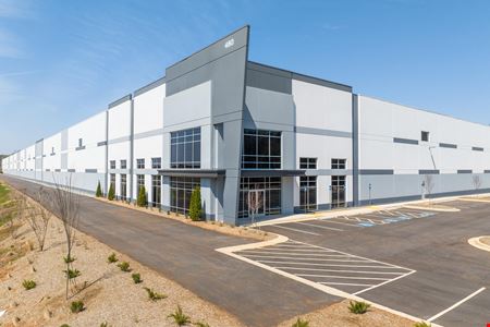 Industrial space for Rent at Lakepoint 75 Commerce Center in Emerson