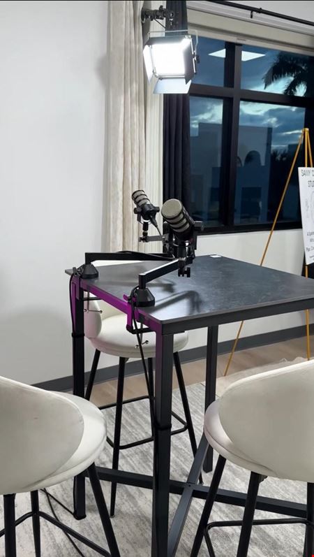Private Offices with On-Site Podcast Studio - Connect Corporate Center