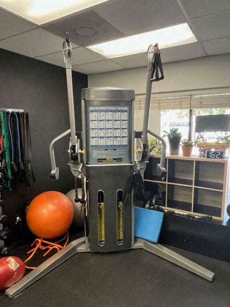 BELLWOOD FITNESS SUB-LEASE