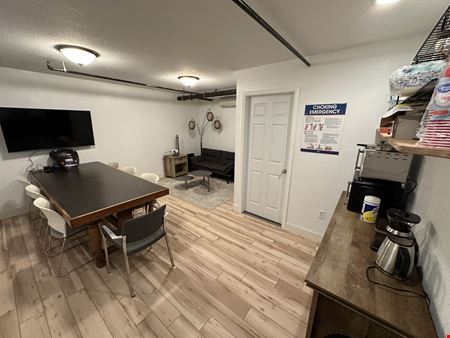 14107 Pioneer Way E