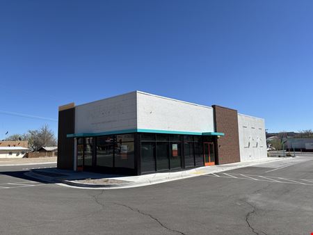 Retail space for Sale at 2nd generation fast food restaurant 3,097+-sf in Farmington