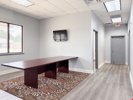 ±10,800 SF Industrial Flex Near Airline Hwy & Industriplex
