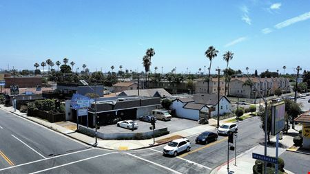 550 W Manchester Blvd