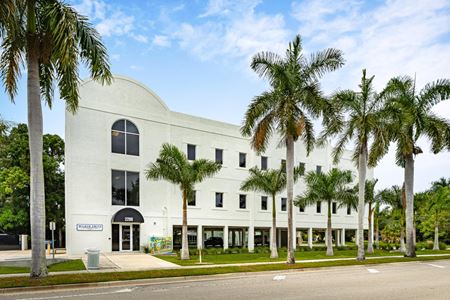 Office space for Rent at 2200 Broadway in Fort Myers