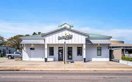 Retail space for Sale at 4,300sf Restaurant/ Catering Facility in Fort Walton Beach