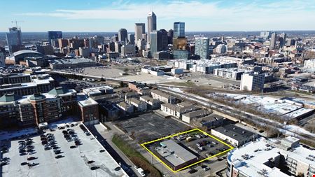 Retail space for Rent at 140 S College Ave in Indianapolis