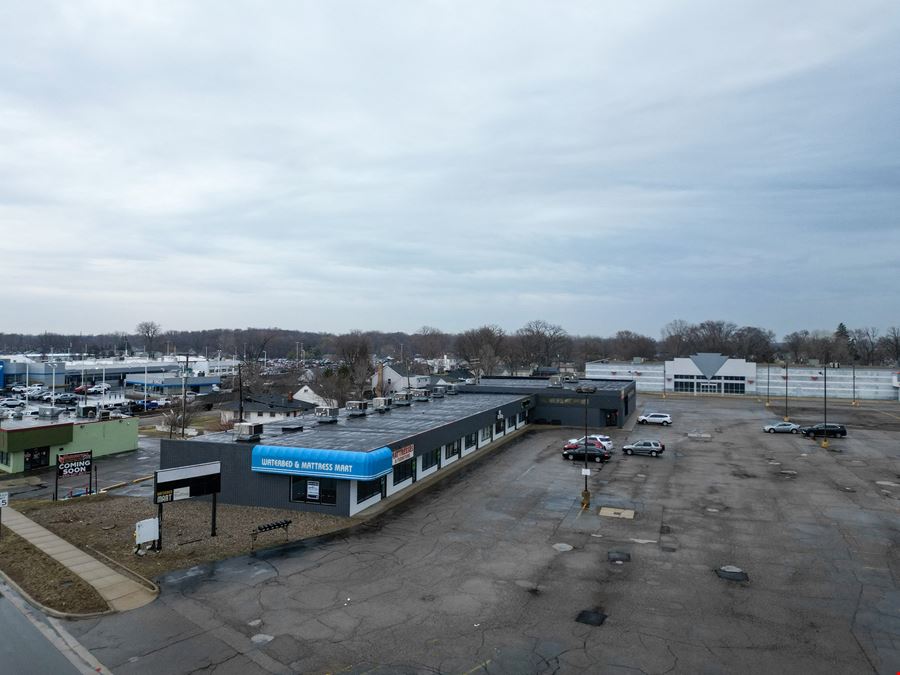 35270 Gratiot Ave