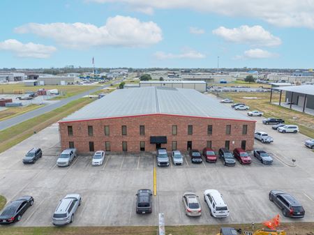 Industrial space for Rent at ±32,114 SF Fully Climatized Office/Warehouse in Broussard