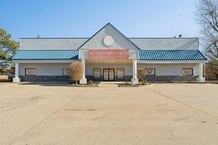 Retail space for Sale at Cheer/Athletics Facility in Midwest City