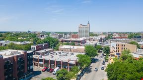 Premier Retail Opportunity Across from Wicker Park with On-Site Customer Parking