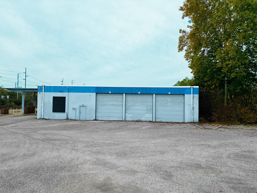 1230 N. Hills Rd.