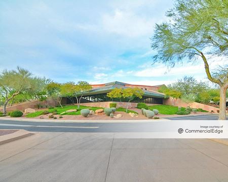 Commercial space at The Perimeter Center in Scottsdale