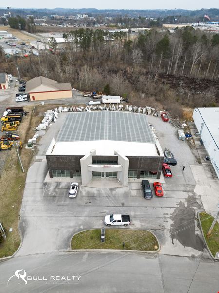 Industrial Showroom, Office & Warehouse | ±13,325 SF | Outdoor Storage | I-75 = 3 Minutes