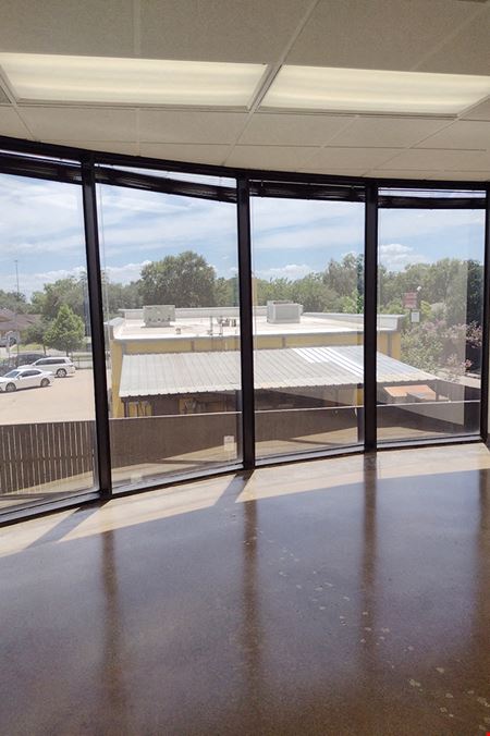 Workstyle Flexible Spaces - 7322-7324 Southwest Freeway