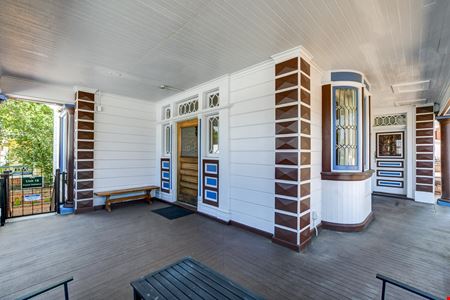 Mansion by the Square- Fully Remodeled, Furnished 10 unit Apartment Building