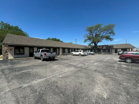 Office space for Rent at SMALL OFFICE SPACE NEAR DOUGLAS & WEST in Wichita